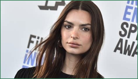How Tall Is Emily Ratajkowski? Exact Height Revealed